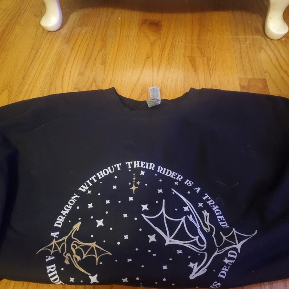 Fourth Wing Sweatshirt - Picture 10 of 11